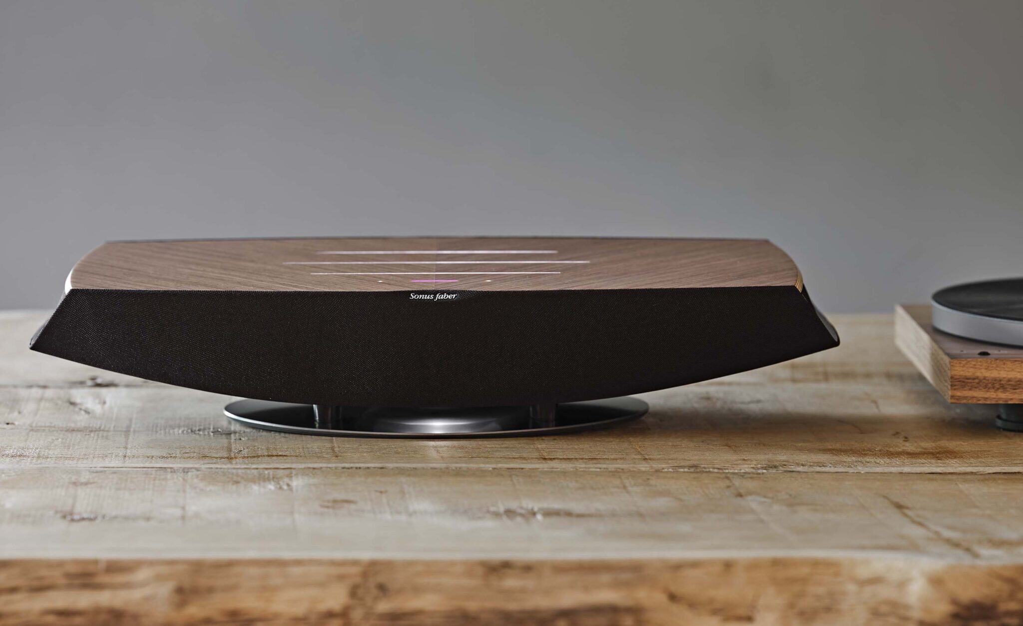 SONUS FABER OMNIA WIRELESS SPEAKER