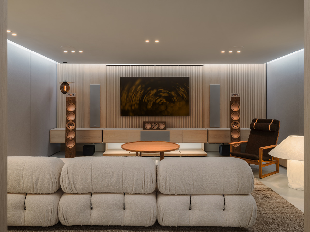 <strong>KEF MUSIC GALLERY FLAGSHIP OPENS IN LONDON  </strong>